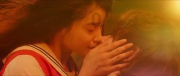 张馨予在东北雪地展现美丽“狐狸”形象，美艳动人！